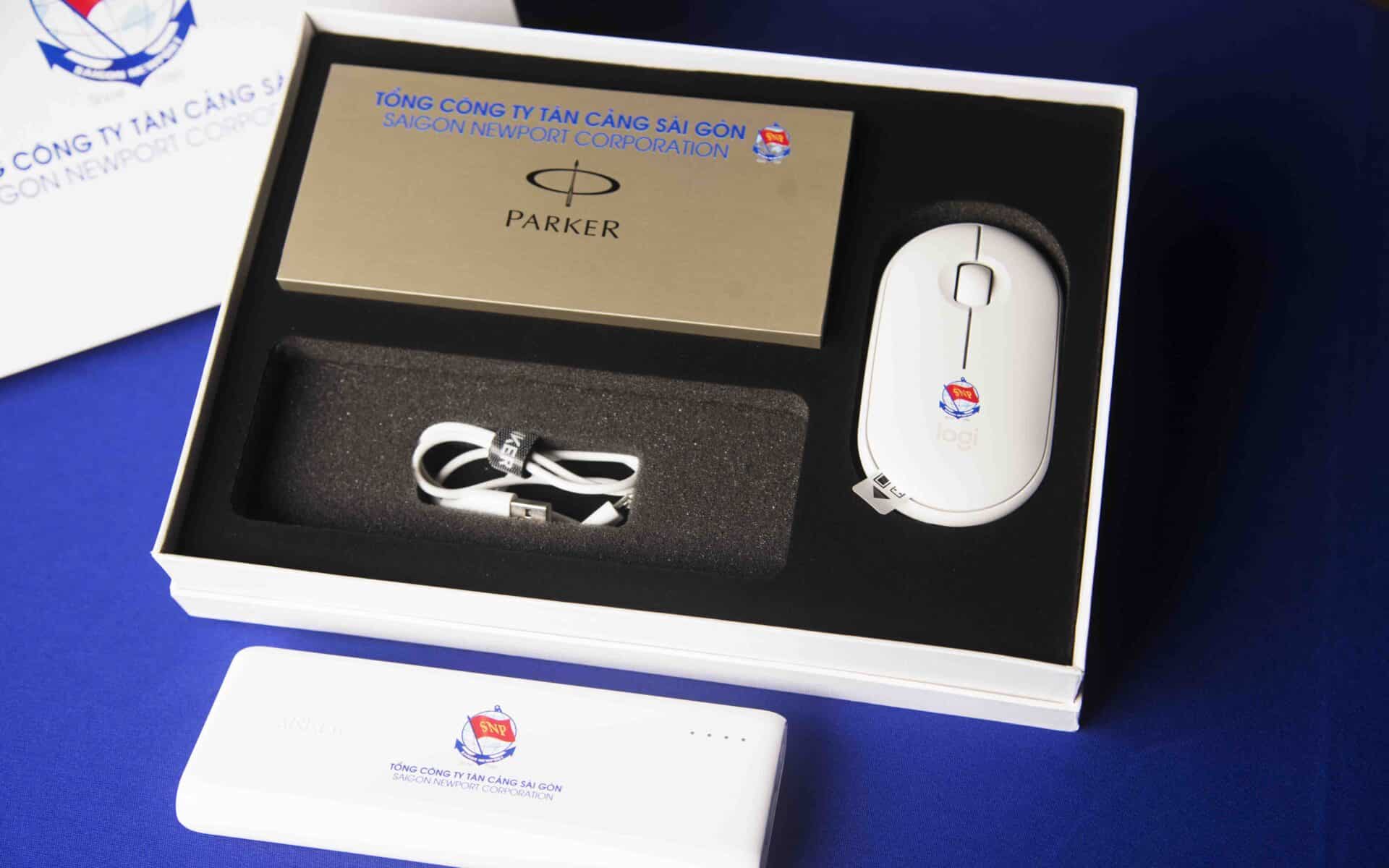 hộp quà tặng khách hàng cao cấp - quà tặng sinh nhật doanh nghiệp