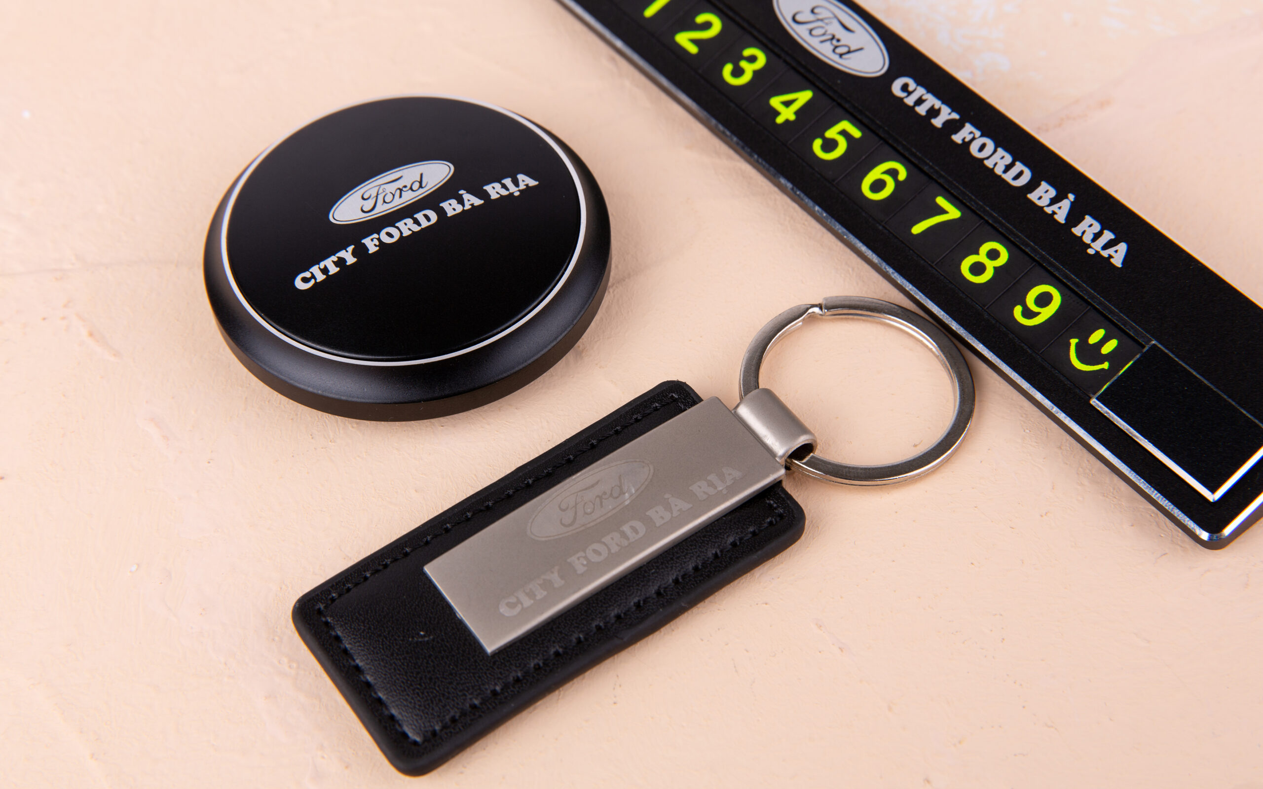 Vì Sao Combo Quà Tặng Mừng Xe Mới Được Doanh Nghiệp Ưa Chuộng? Vì Sao Combo Quà Tặng Mừng Xe Mới Được Doanh Nghiệp Ưa Chuộng?