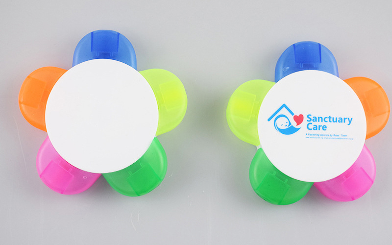 bút dạ quang quà tặng