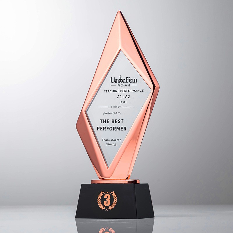 cup pha lê cao cấp