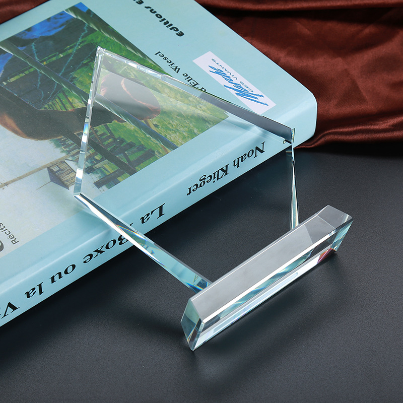 kỷ niệm chương thủy tinh giá rẻ