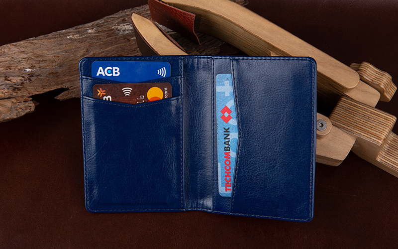 in logo ví cầm tay