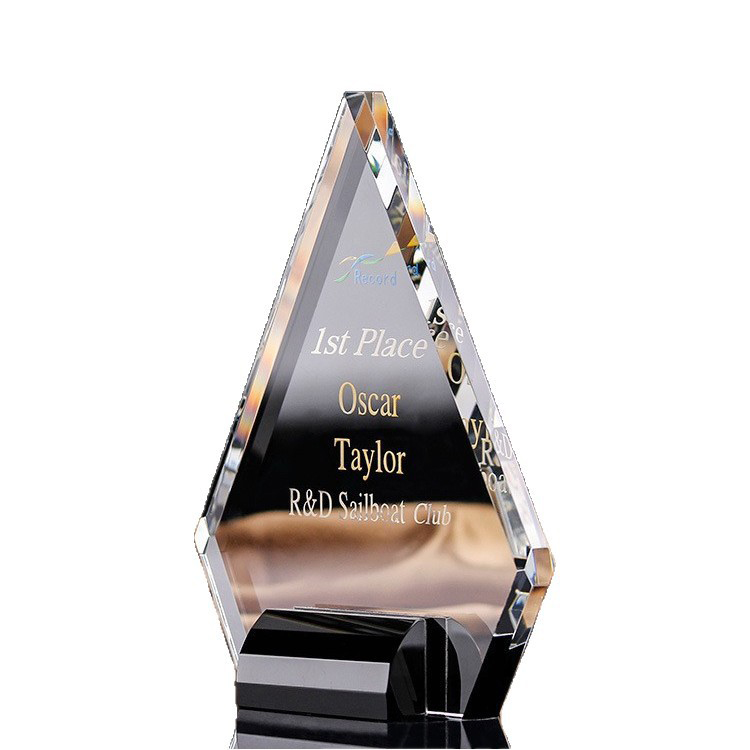 kỷ niệm chương