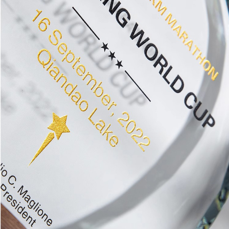 làm cup kỷ niệm chương