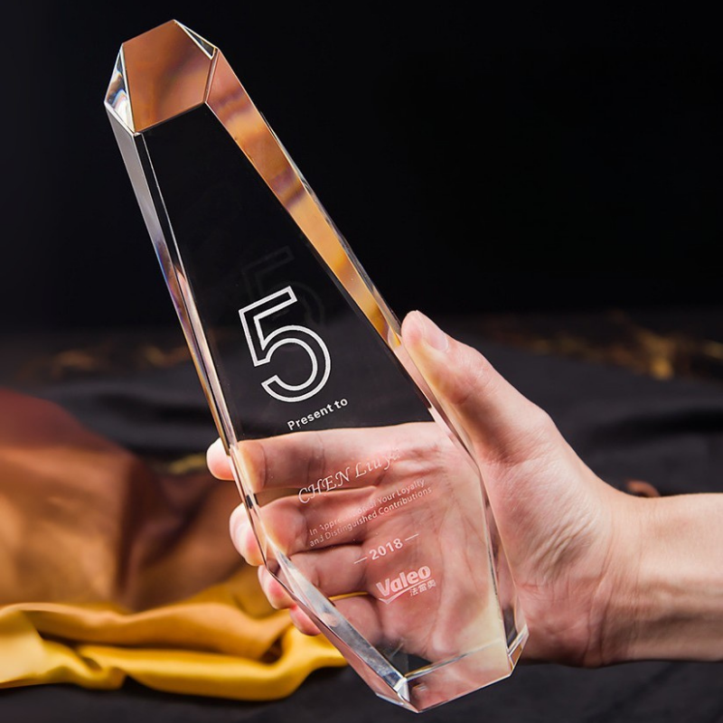 sản xuất cup pha lê