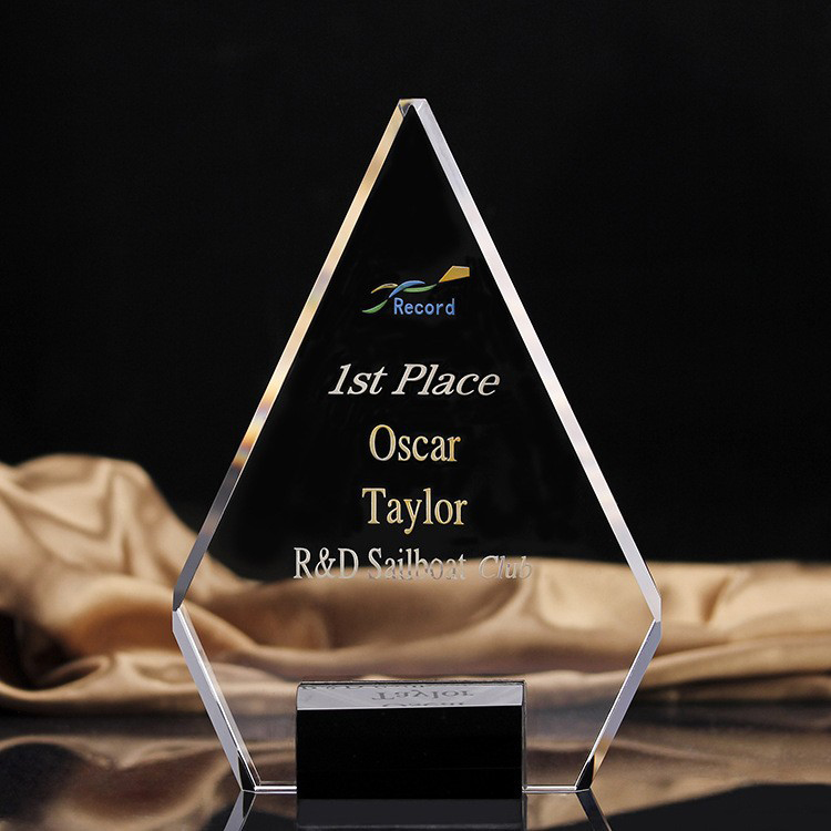 Kỷ niệm chương GB51 – Quà tặng doanh nghiệp khẳng định vị thế thương hiệu