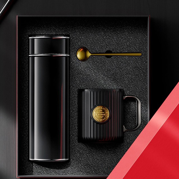 in logo lên bình giữ nhiệt