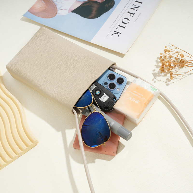 in logo ví cầm tay gb12