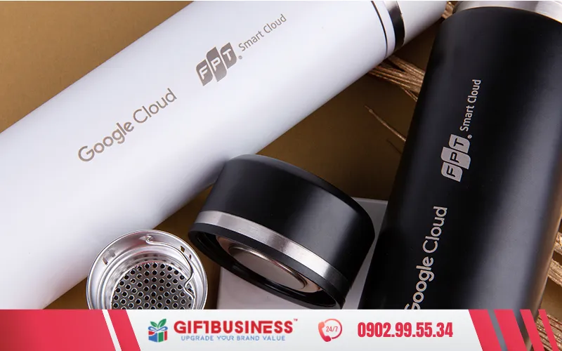 khắc laser logo lên bình giữ nhiệt