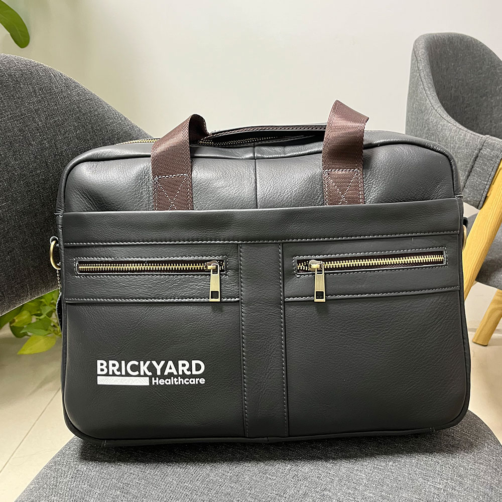 quà tặng cặp công sở