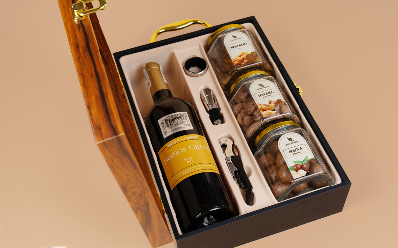 hộp quà tết may mắn cao cấp