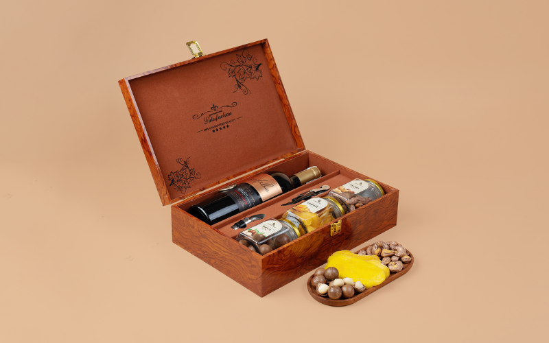 in hộp quà tết sum vầy