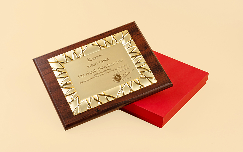 in logo bảng vinh danh