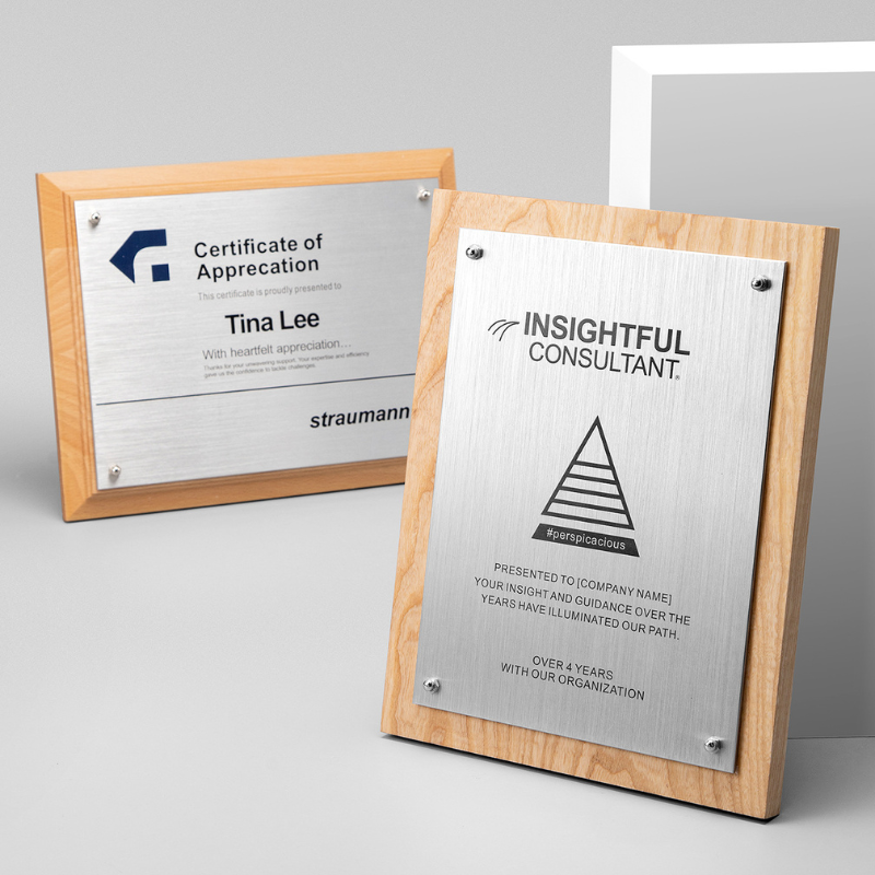 khắc bảng vinh danh gb02