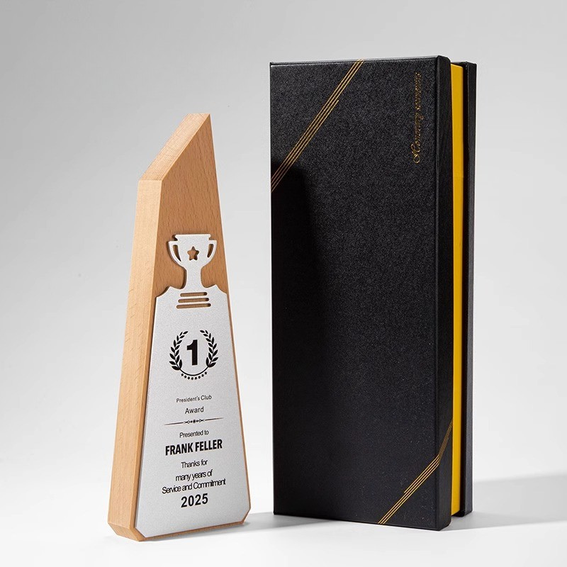 kỷ niệm chương vinh danh nhân viên