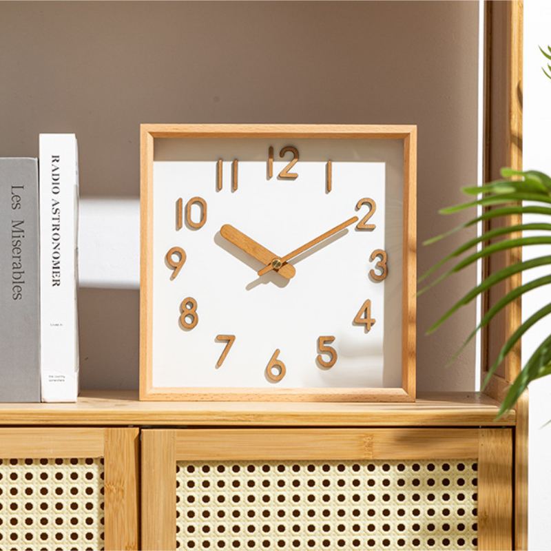 đồng hồ treo tường chuẩn nhật