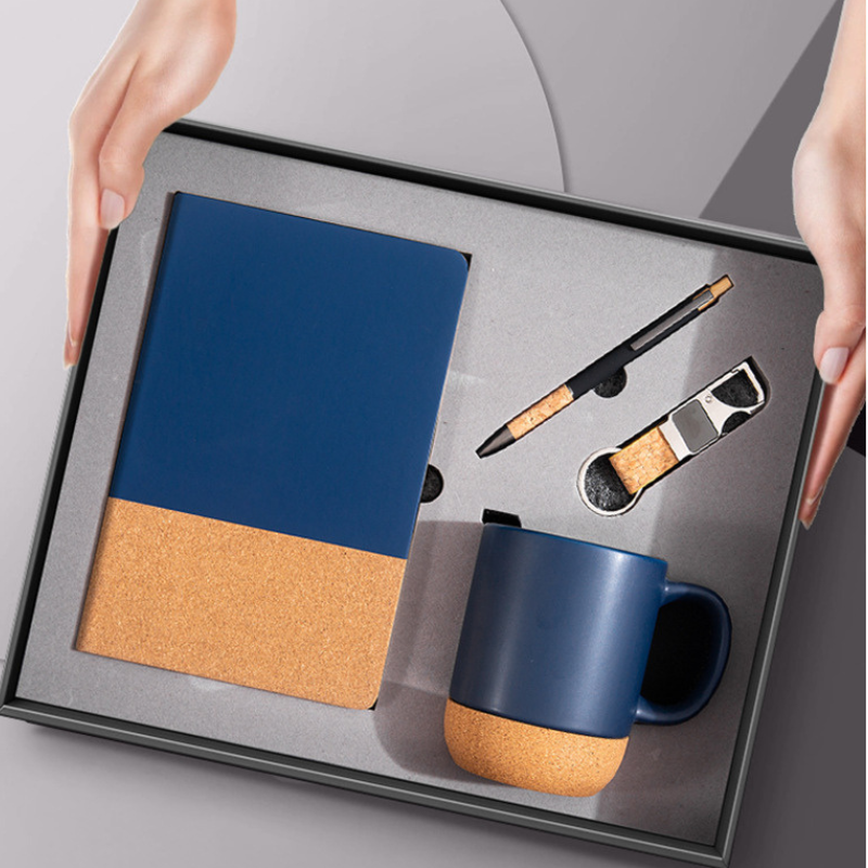 bộ quà tặng khách hàng - business gift box 01