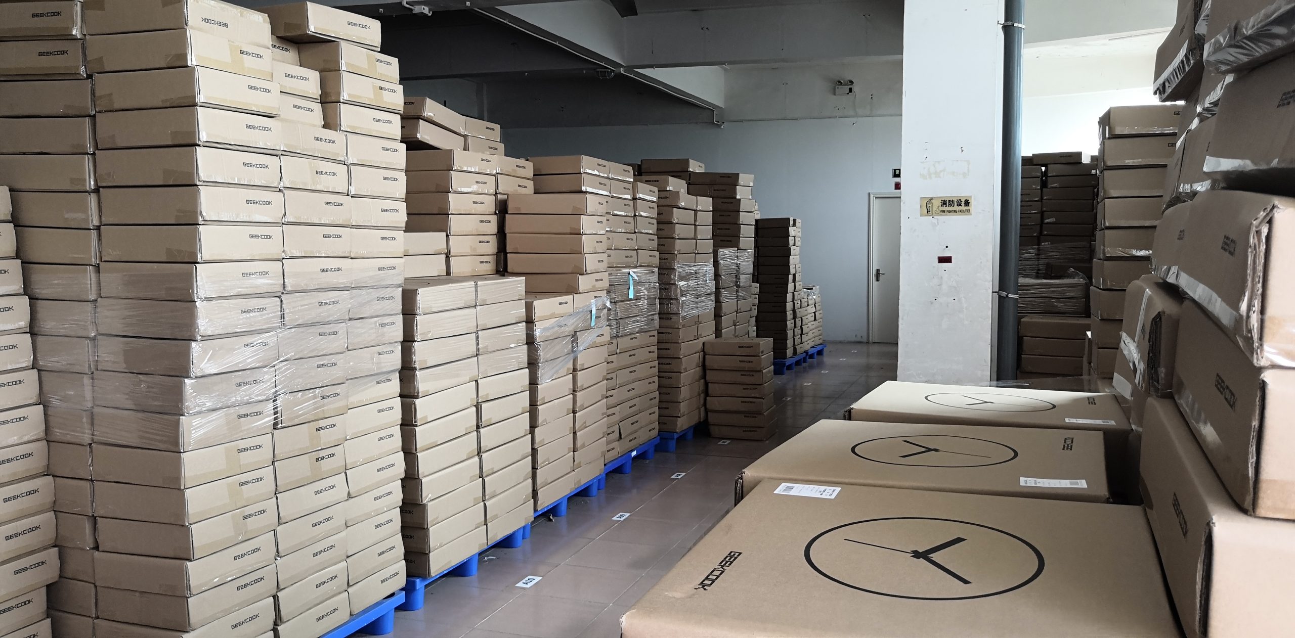 sản xuất đồng hồ treo tường