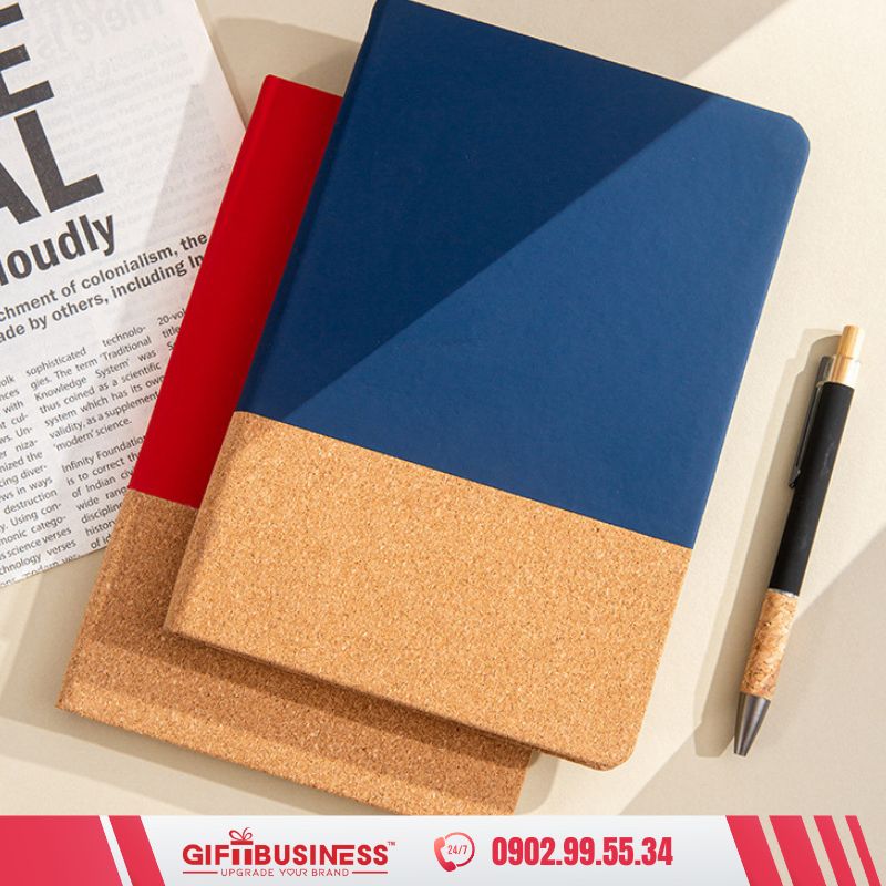 sổ tay và bút ký