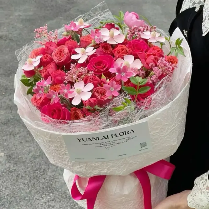 hoa tươi - quà tặng 8/3 cho bạn gái