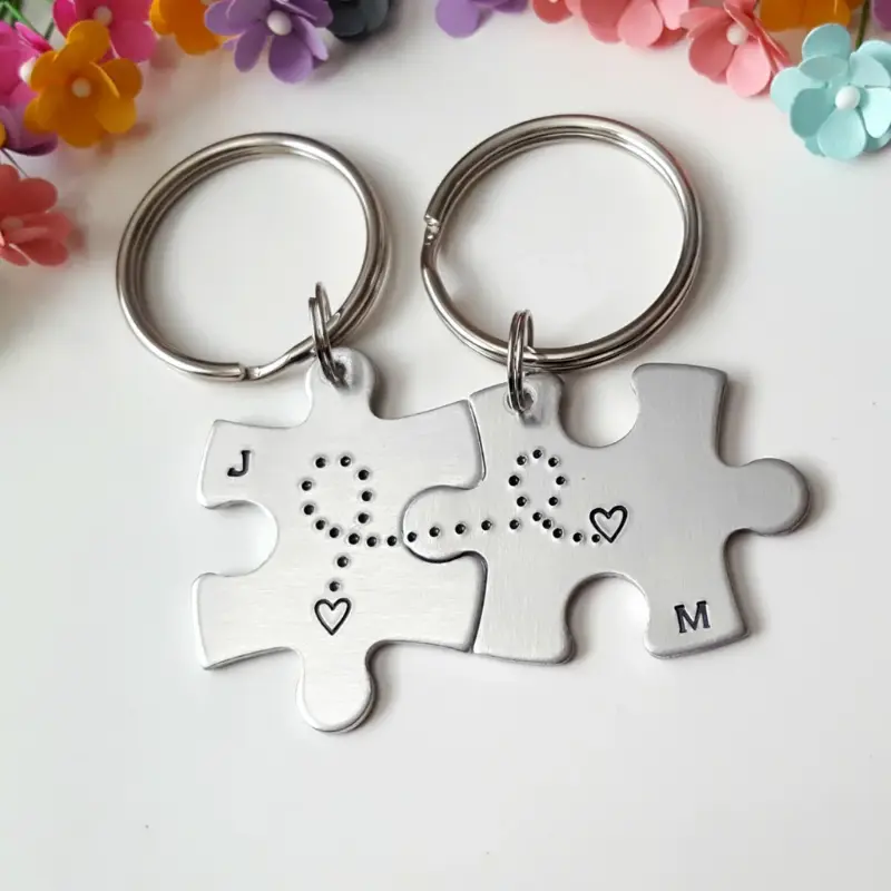 móc khóa đôi quà tặng