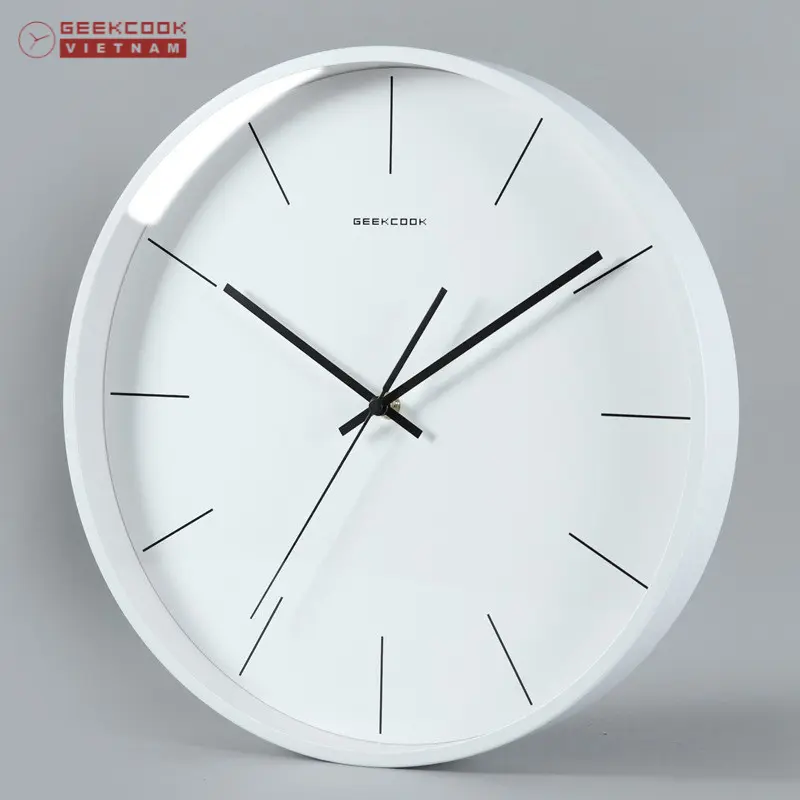 đồng hồ quartz kim trôi màu trắng