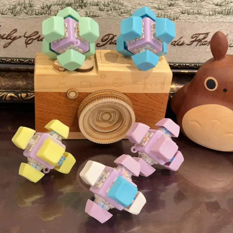 in logo móc khóa keycap hình khối