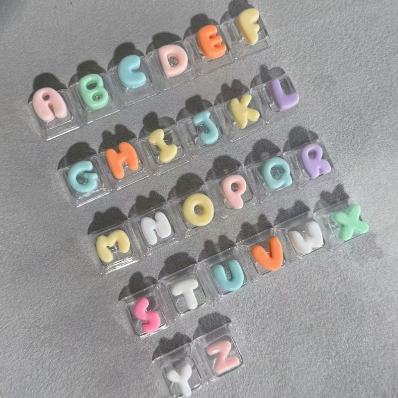 móc khóa keycap chữ cái