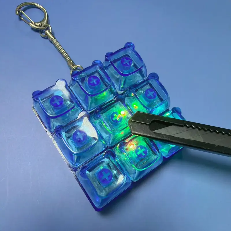 móc khóa keycap light in logo